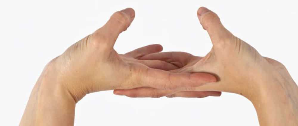 Faire craquer ses doigts : est-ce dangereux ?